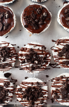 Load image into Gallery viewer, No Bake Oreo Cheescakes Set I
