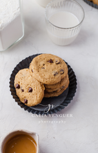 Load image into Gallery viewer, Chocolate Chip Peanut Butter Cookies #2
